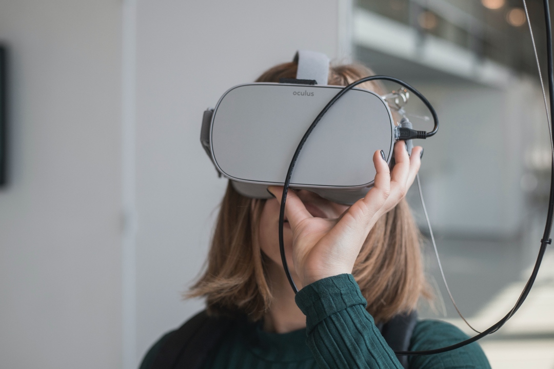 women wearing vr goggles