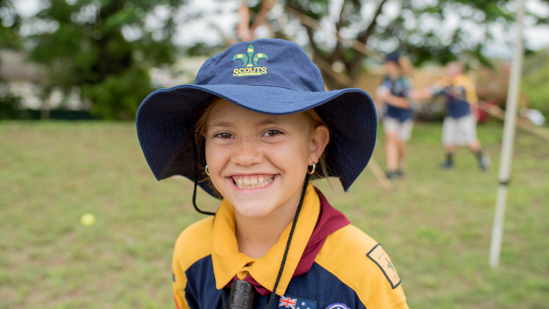scouts australia smiling girl in hat